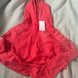 NEW WITH TAGS GYMSHARK training cropped hoodie in raspberry red- size medium